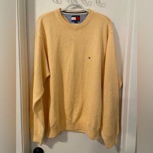 Tommy Hilfiger XL 100% cotton butter yellow crew neck men's sweater EUC
